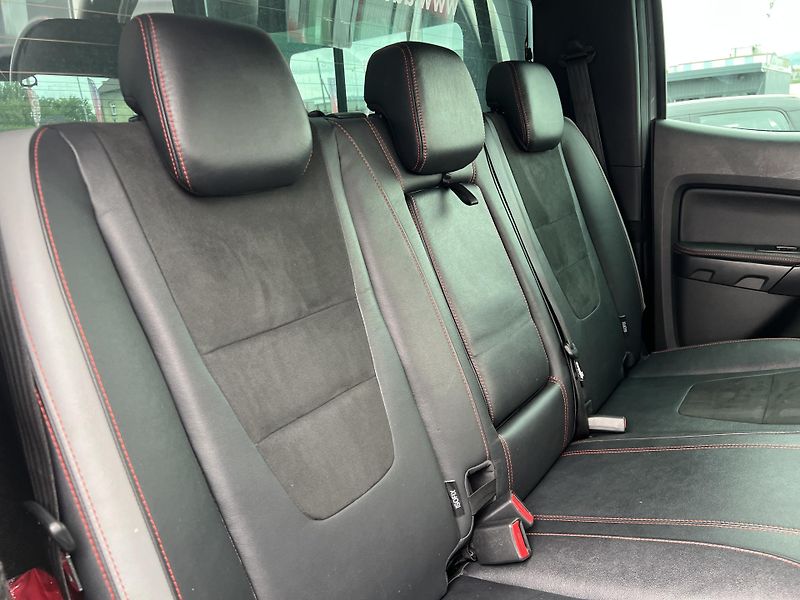 Ford Ranger Raptor 2.0D 4x4 NAVIJÁK TAŽNÉ  - fotka 33 z 42
