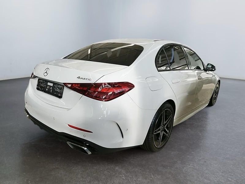 Mercedes-Benz Třídy C (2025) 300 4Matic AMG PANO 360 DISTRO - fotka 4 z 21
