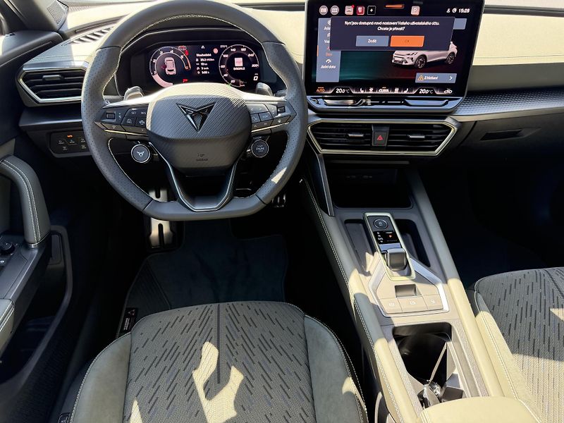 Cupra Formentor (2026) 2.0TDI TRIBE 150k DSG ZÁRUKA 5 - fotka 24 z 46