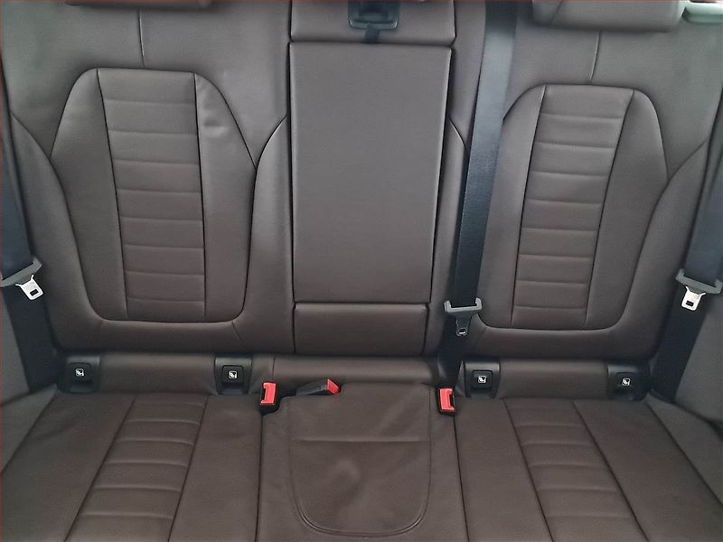 BMW X3 (2018) Luxury line xDrive20d - fotka 10 z 18