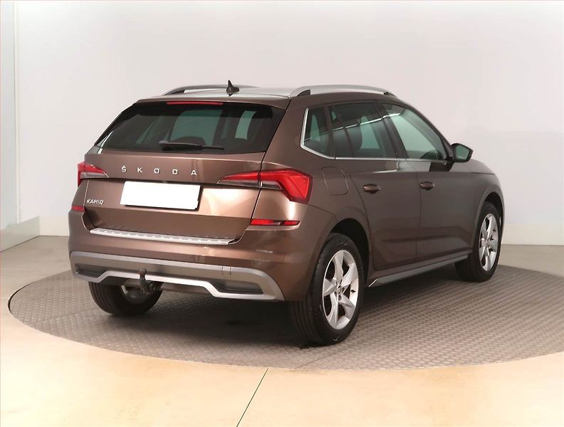 Škoda Kamiq (2020) Style 1.5 TSI - fotka 5 z 15