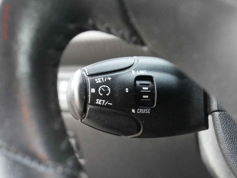 Peugeot 2008 (2016) 1.2 PT, 1.maj,ČR, servis - fotka 18 z 20