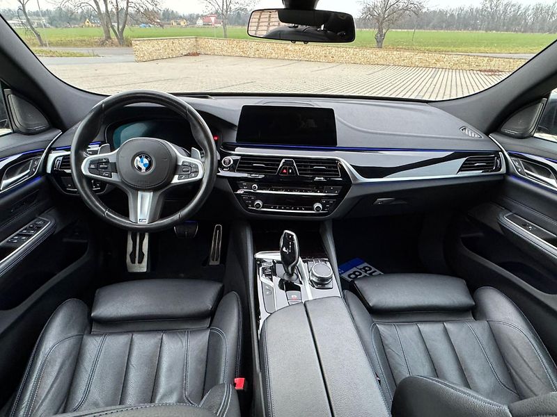 BMW Řada 6 630 GT XDrive Mpaket - fotka 10 z 22