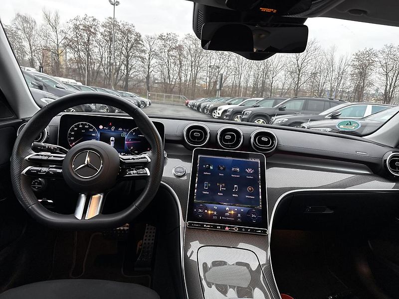 Mercedes-Benz Třídy C C 220d 4MATIC Kombi - fotka 12 z 16