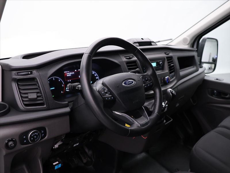 Ford Transit 2,0 TDCi 96kW Klima L3H2 DPH - fotka 18 z 25
