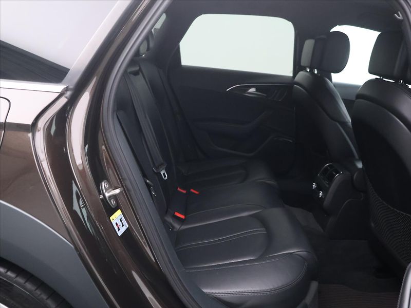 Audi A6 Allroad 3.0 TDI 230kW Quattro CZ - fotka 13 z 33