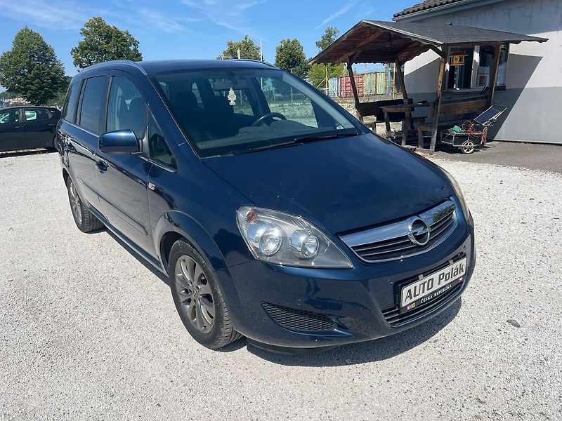 Opel Zafira 1.7 TDI - fotka 2 z 16