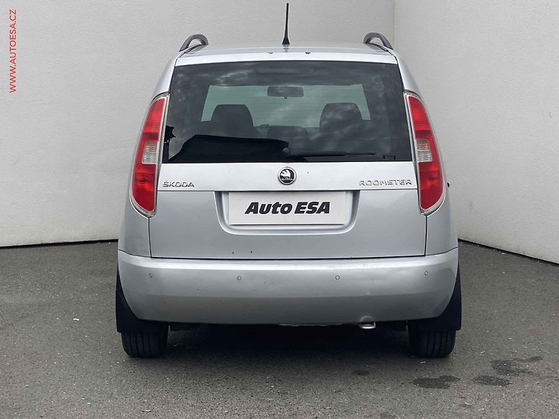 Škoda Roomster (2015) 1.2 TSi, ČR, Ambition, zmk. - fotka 5 z 17
