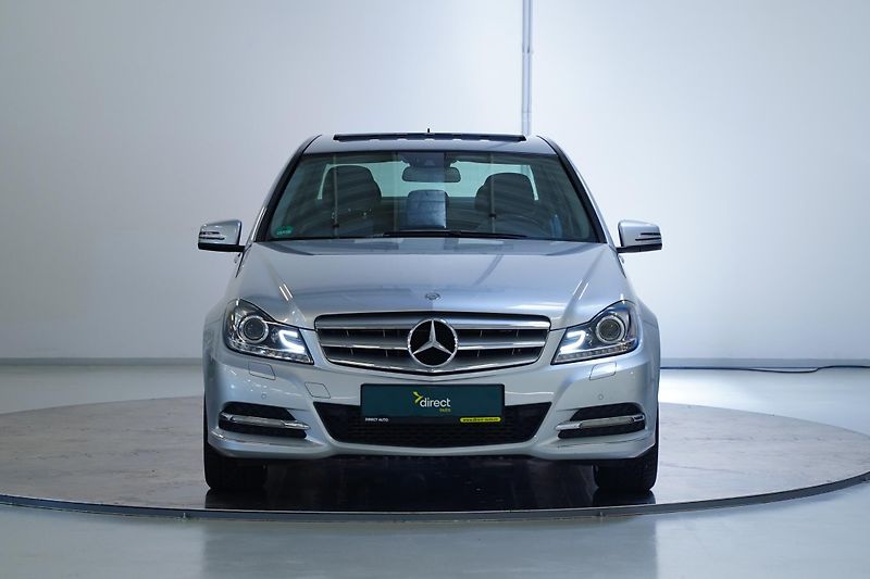 Mercedes-Benz Třídy C - fotka 4 z 26