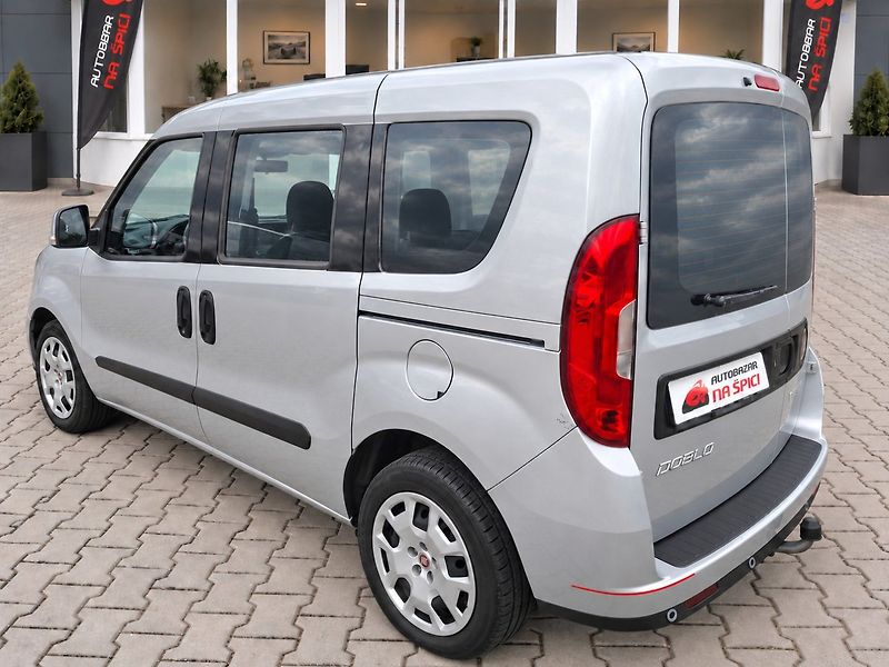 Fiat Dobló (2019) 1.6M-JET 77kW -1.MAJ.-DPH - fotka 6 z 30