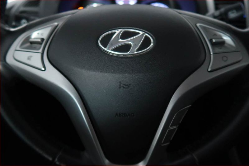 Hyundai ix20 (2015) 1.4 CRDi, Serv.kniha - fotka 16 z 16