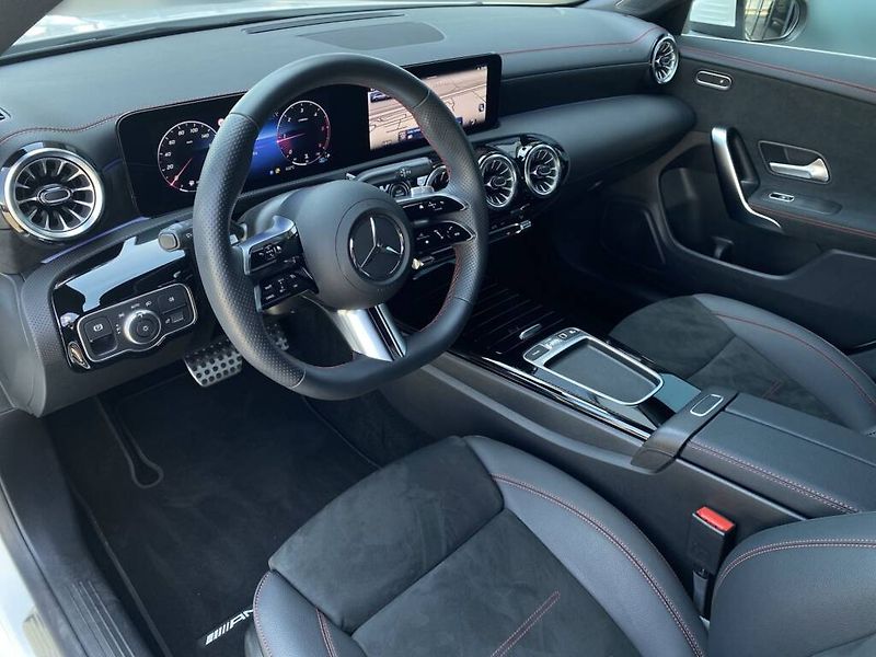 Mercedes-Benz CLA (2025) 180 d Shooting Brake - fotka 9 z 28