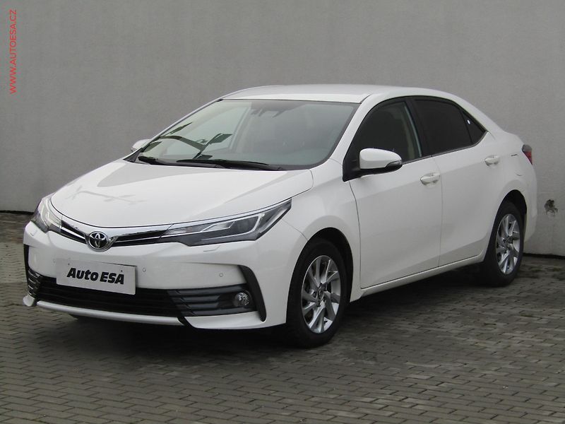 Toyota Corolla (2016) 1.6i, ČR, LED, kamera - fotka 3 z 17