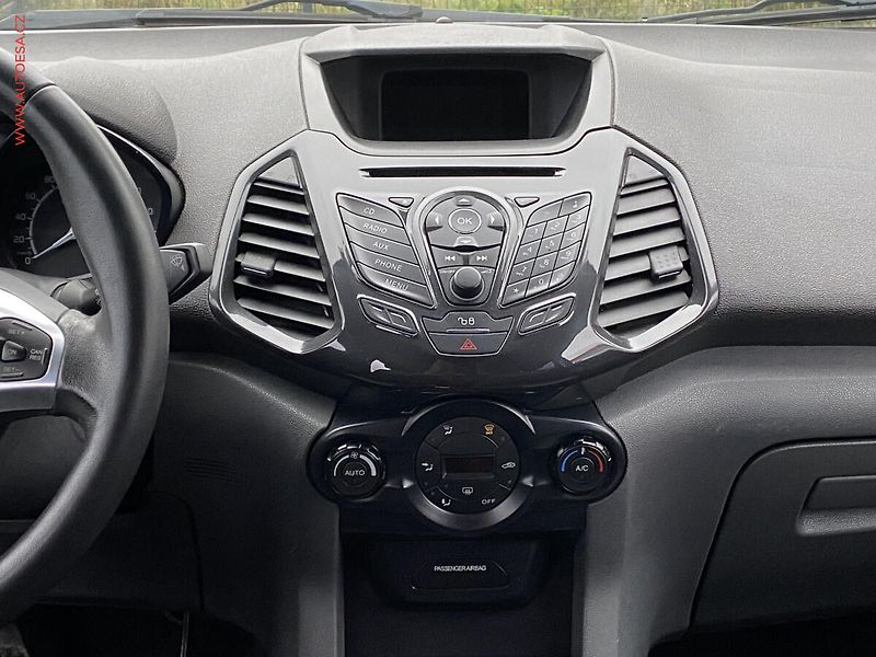Ford EcoSport (2014) 1.0EB, Titanium - fotka 9 z 17