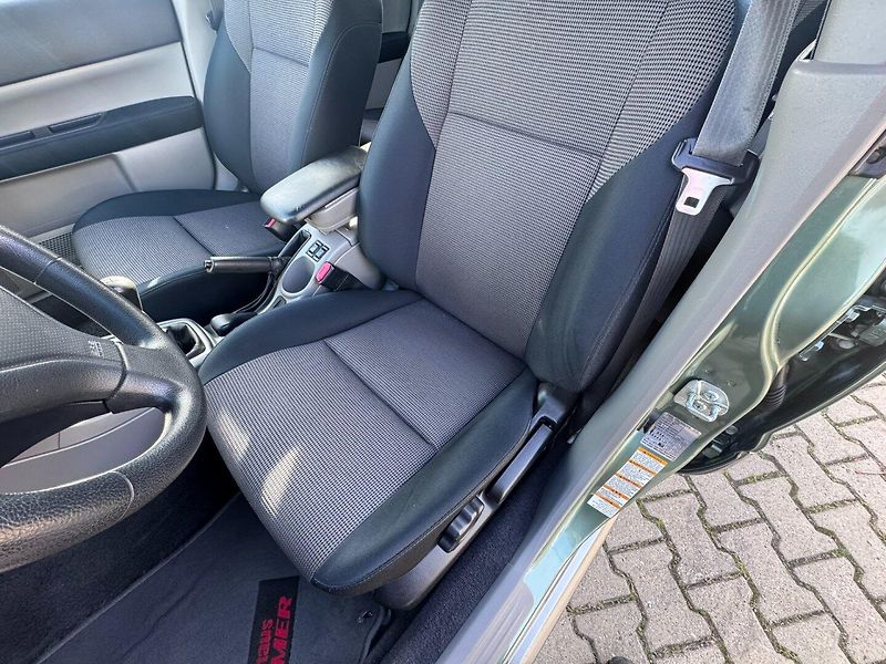 Subaru Forester (2005) 4X4 2,0i 116 KW TAŽNÉ - fotka 16 z 43