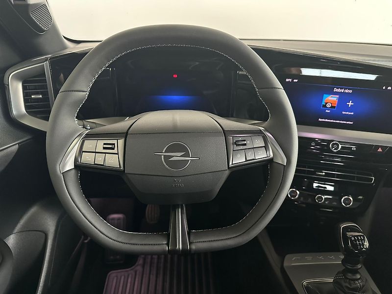 Opel Mokka Edition 1.2 TURBO 100 kW, MT6 - fotka 9 z 18
