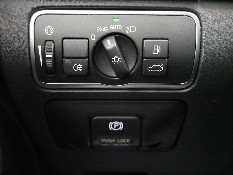 Volvo V60 - fotka 13 z 27
