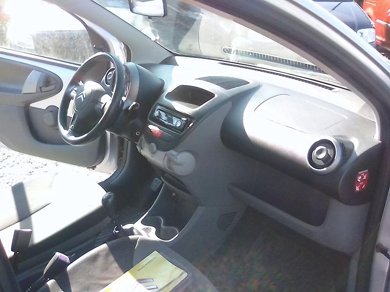 Citroën C1 (2006) 1.0i / 50KW, jede super - fotka 20 z 34