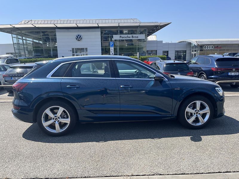 Audi e-tron ADVANCED 50 QUATTRO 230 KW - fotka 5 z 20