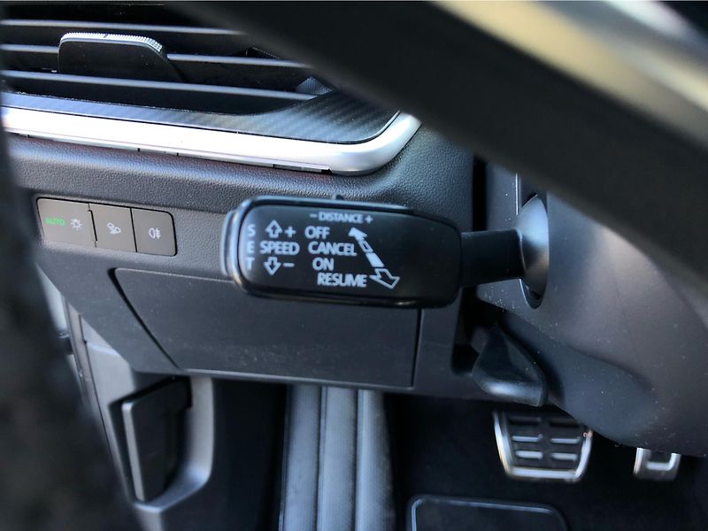 Škoda Elroq Sportline 85 - fotka 16 z 30