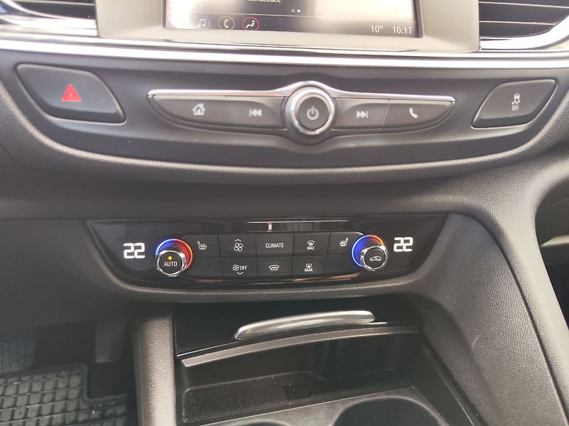 Opel Insignia 2.0 CDTi/125kW Inovation AT - fotka 18 z 34