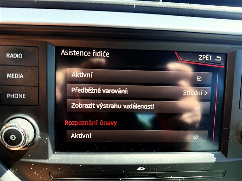 Seat Arona 1,0 TSi STYLE - fotka 20 z 32