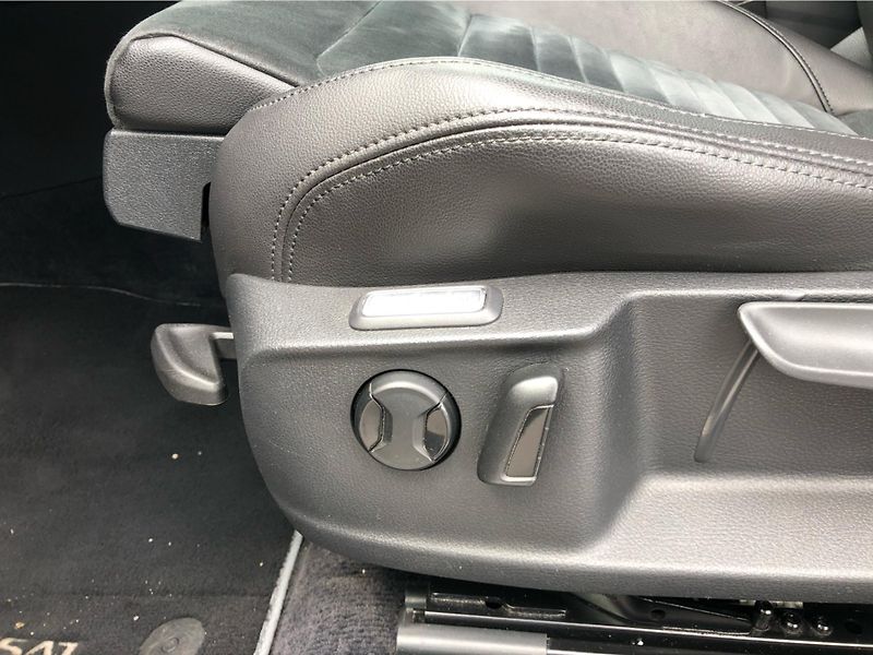 Volkswagen Passat 2.0 TDI DSG6° - fotka 27 z 29