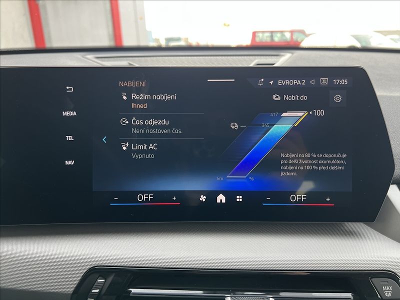 BMW iX2 0,0 eDrive20  Záruka 150kW - fotka 31 z 39