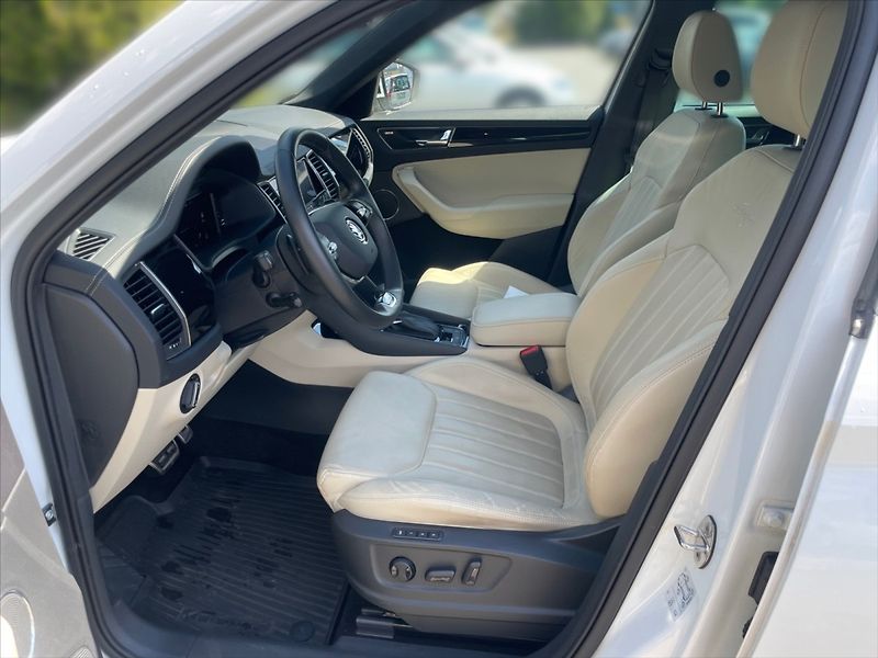 Škoda Kodiaq 2,0 TSI 140 L&K 4x4 AT - fotka 7 z 11