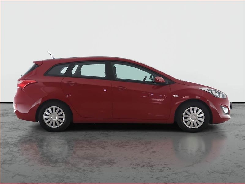 Hyundai i30 (2013) 1.6 MPI, LPG, Vyhř. sedaček - fotka 6 z 16