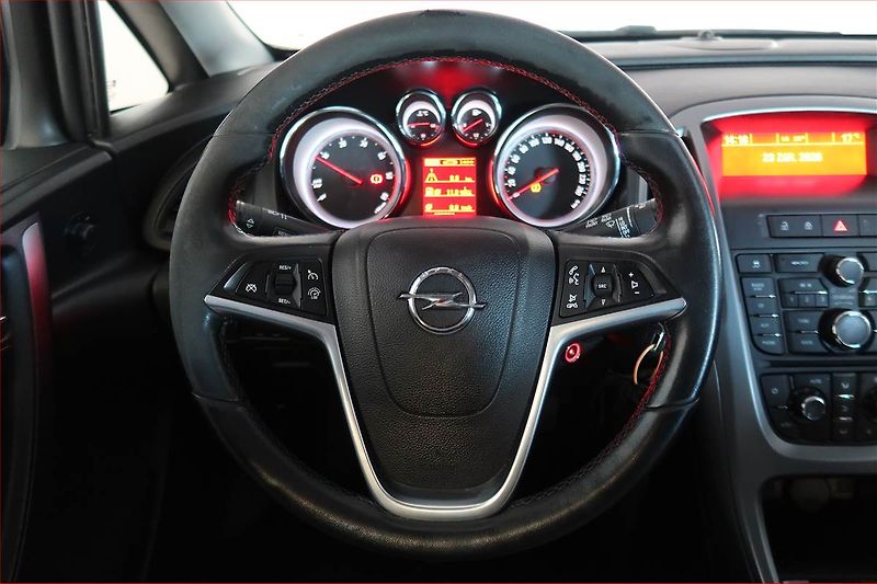 Opel Astra (2016) Enjoy 1.6 CDTI, po STK - fotka 14 z 15