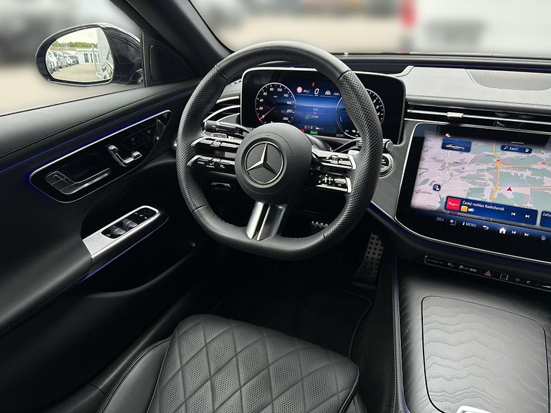 Mercedes-Benz Třídy E E 300 de 4M AMG - fotka 13 z 28