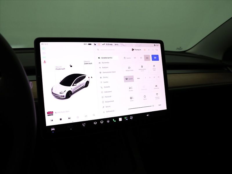 Tesla Model 3 Long Range 79kWh AWD sOH 93,3% - fotka 21 z 31