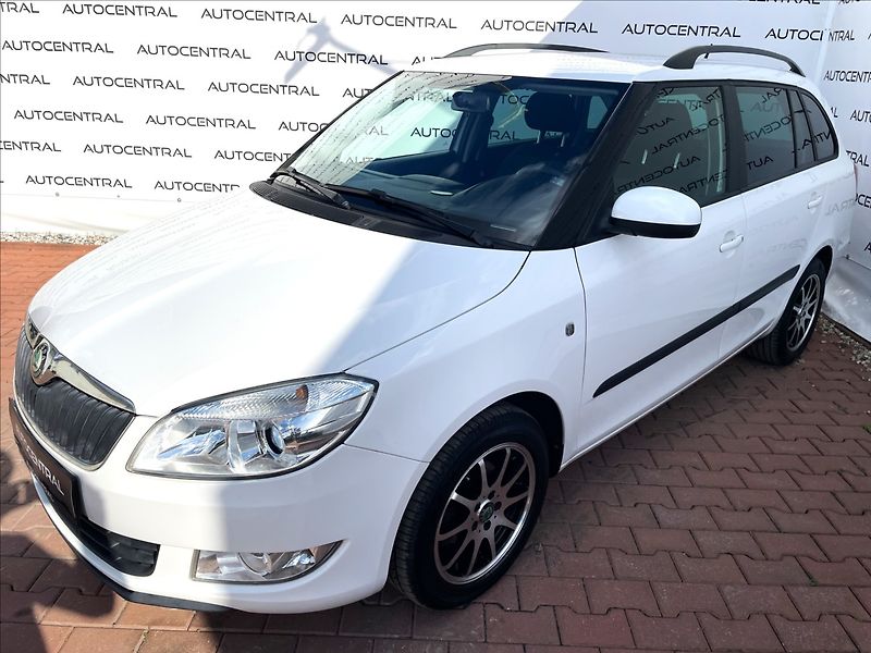 Škoda Fabia 1,2 tsi 63kW Family servisován - fotka 7 z 21