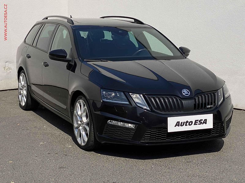 Škoda Octavia (2017) 2.0 TSi, RS, LED, +ALU, panor - fotografie inzerátu