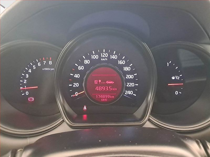 Kia Ceed (2015) 1.6 GDI, ČR,1.maj, Serv.kniha - fotka 11 z 17