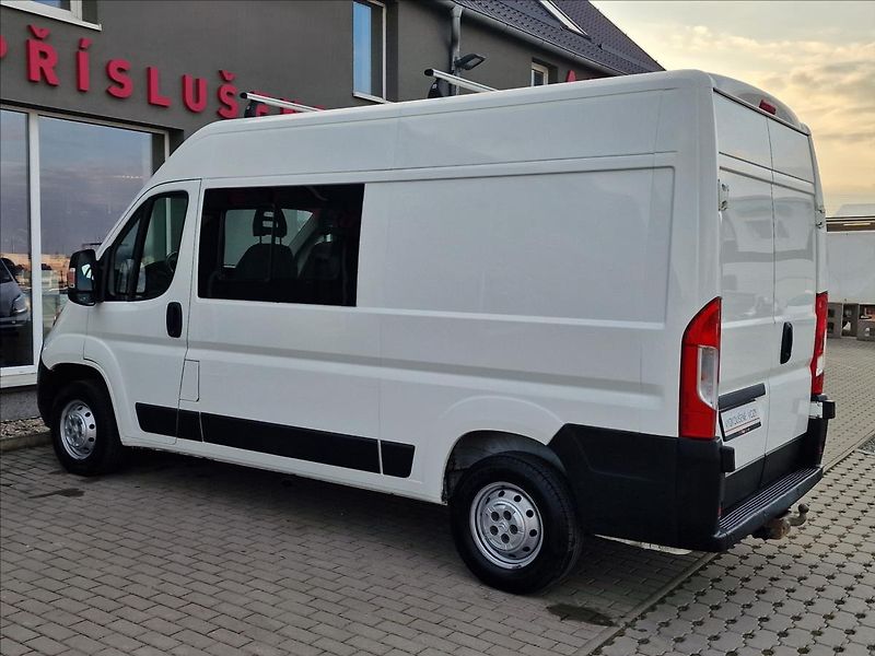 Citroën Jumper 2.2HDI L2H2 6-míst,ČR,1.Maj. - fotka 7 z 45