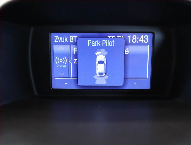 Ford Fiesta (2016) 1.5 TDCi, v dobrém stavu - fotka 12 z 16