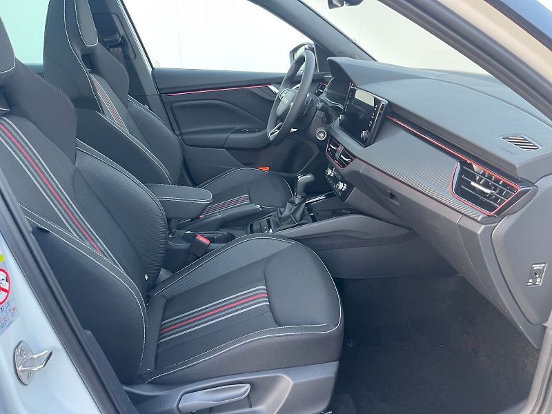 Škoda Kamiq (2025) 1,5 TSI / 110 kW DSG Monte Car - fotka 10 z 30