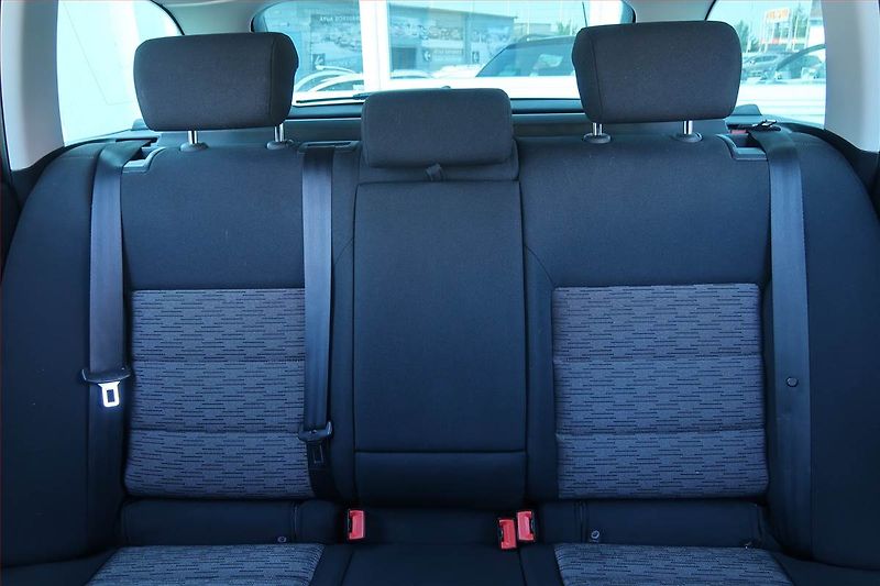 Škoda Octavia (2012) Ambition 1.2 TSI, Serv.kniha - fotka 10 z 18