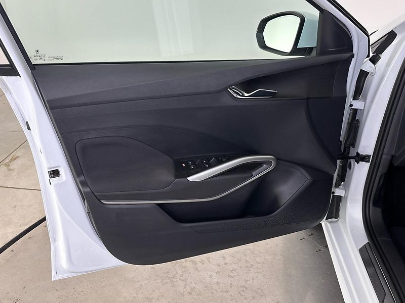 Škoda Fabia Top Selection + zimní kola - fotka 13 z 28