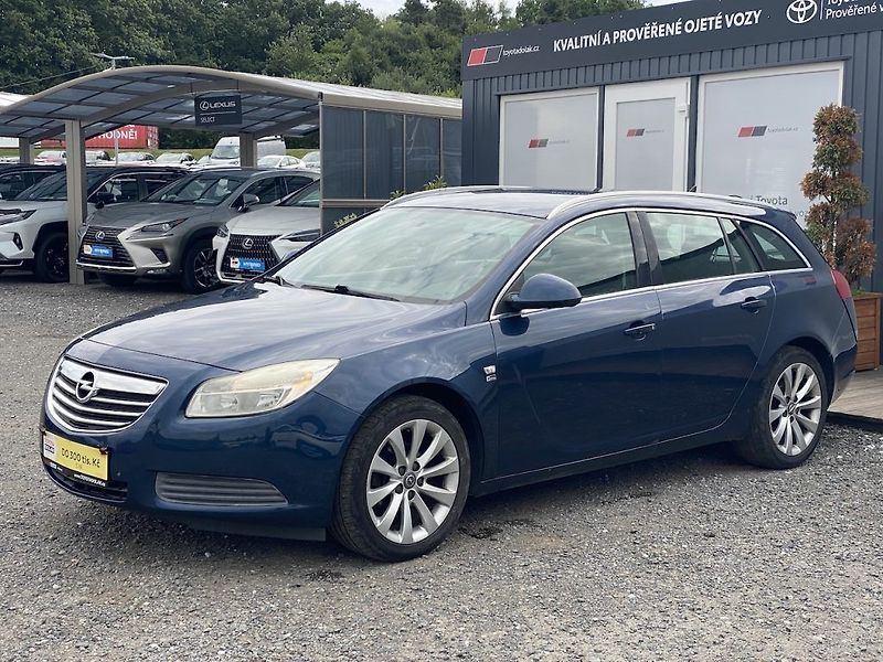 Opel Insignia 2.0CDTi, manual, navi, tažné - fotka 3 z 12
