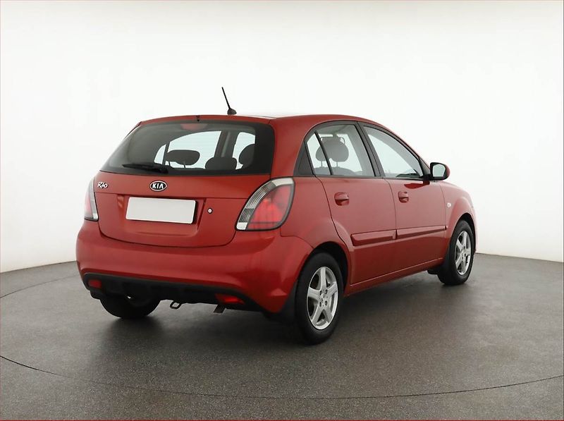 Kia Rio (2011) 1.4 16V, ČR,1.maj, nová STK - fotka 5 z 12
