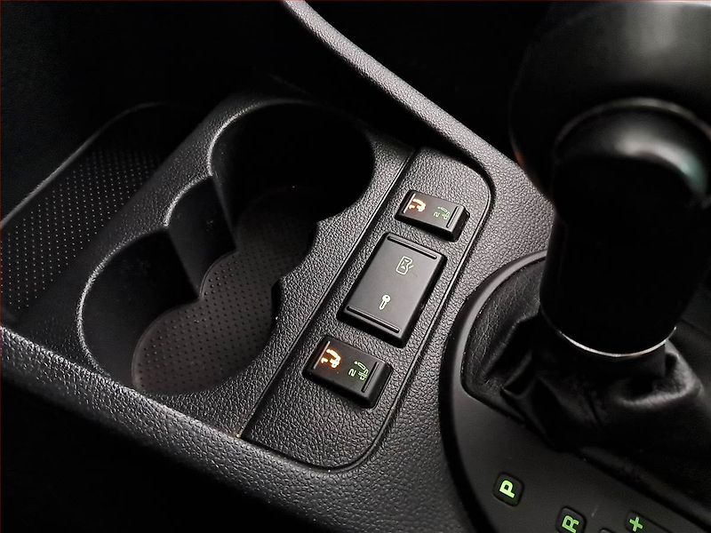 Škoda Fabia (2012) 1.2 TSI, Automat, Tempomat - fotka 15 z 18
