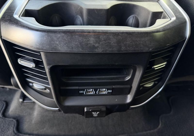Dodge RAM (2022) +LOOK26+ROUGH COUNTRY 6 INCH+ - fotka 21 z 23