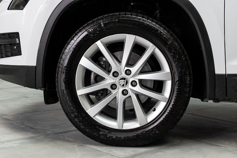 Škoda Kodiaq 2.0 TDI 4x4*STYLE*TAŽNÉ*ČR 1.M - fotka 41 z 49
