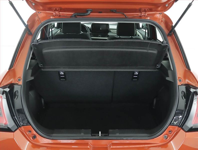 Suzuki Swift (2025) 1.2, Serv.kniha, Navi - fotka 14 z 16