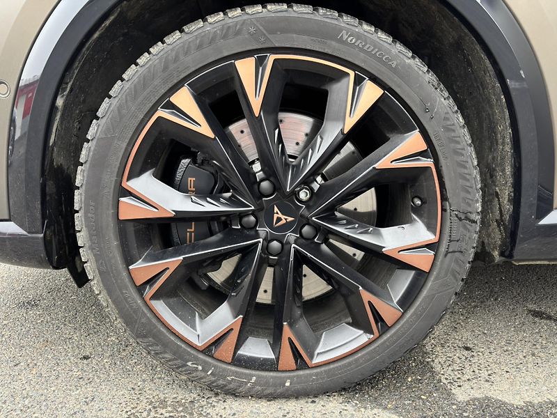 Cupra Formentor (2025) VZ 2.0 TSI (245 kW) 4WD AUT - fotka 9 z 20