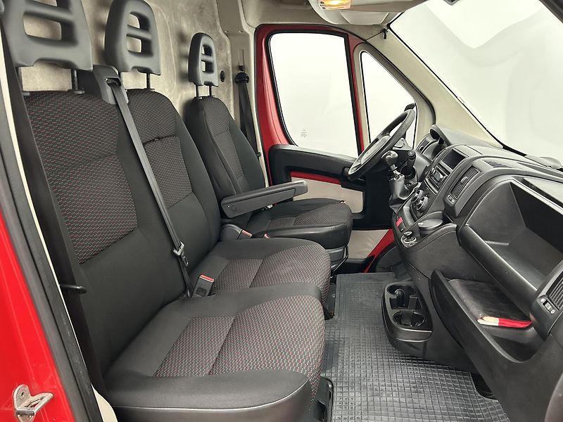 Citroën Jumper 2,2 HDI - fotka 10 z 16