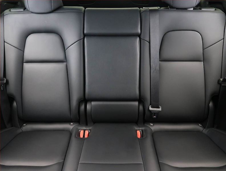 Tesla Model Y (2023) Long Range AWD 79kWh, SoH 92% - fotka 10 z 31